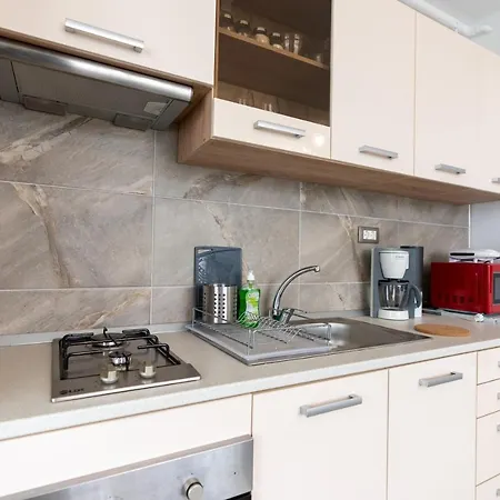 San Francisco Pool & Spa Mamaia Nord Apartment *