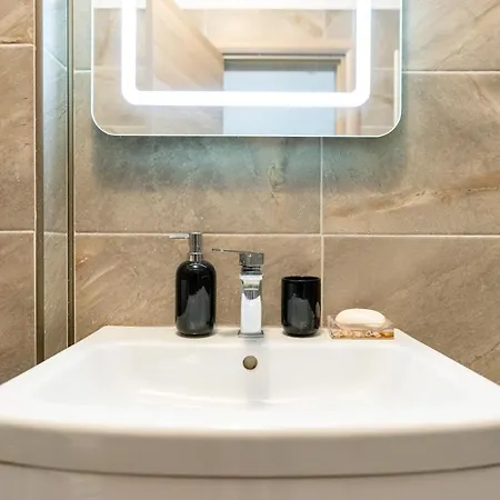 San Francisco Pool & Spa Mamaia Nord Apartment Navodari
